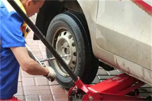 新都附近拖车24小时服务热线电话